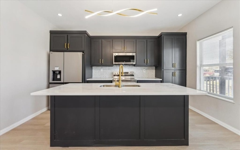 724 Perry Avenue, Waxahachie, TX 75165, 3 Habitaciones Habitaciones , ,2 BañosBaños,Residential,En Venta,724 Perry Avenue,20858359