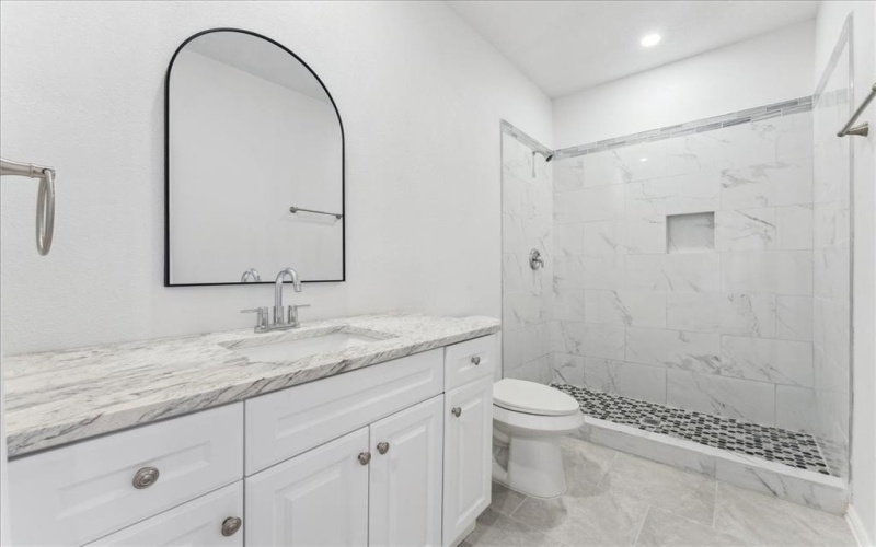 724 Perry Avenue, Waxahachie, TX 75165, 3 Habitaciones Habitaciones , ,2 BañosBaños,Residential,En Venta,724 Perry Avenue,20858359