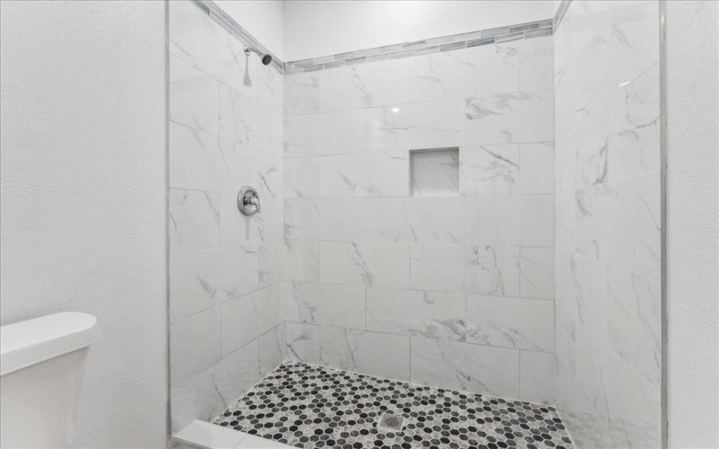 724 Perry Avenue, Waxahachie, TX 75165, 3 Habitaciones Habitaciones , ,2 BañosBaños,Residential,En Venta,724 Perry Avenue,20858359