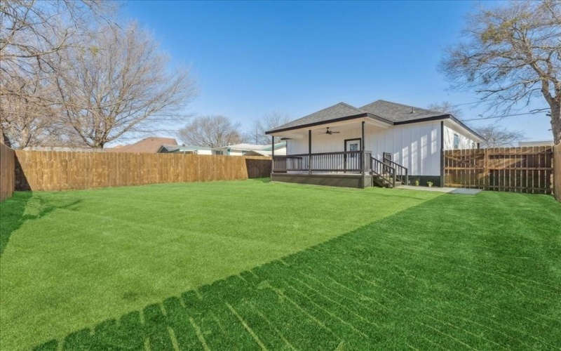 724 Perry Avenue, Waxahachie, TX 75165, 3 Habitaciones Habitaciones , ,2 BañosBaños,Residential,En Venta,724 Perry Avenue,20858359