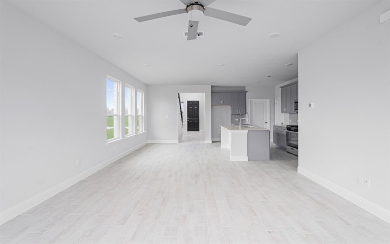 526 Oceania, Seagoville, TX 75159, 4 Bedrooms Bedrooms, ,2 BathroomsBathrooms,Residential Lease,For Rent,526 Oceania,20858553