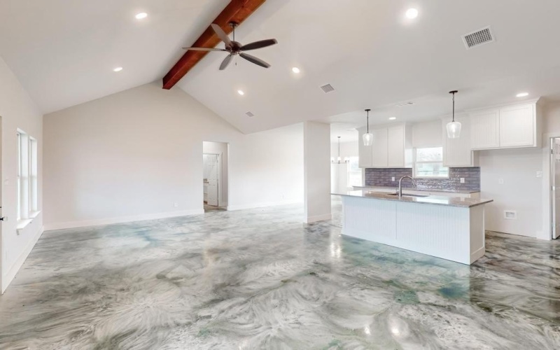1215 E Gibtown Road, Poolville, TX 76487, 3 Bedrooms Bedrooms, ,2 BathroomsBathrooms,Residential,For Sale,1215 E Gibtown Road,20858571