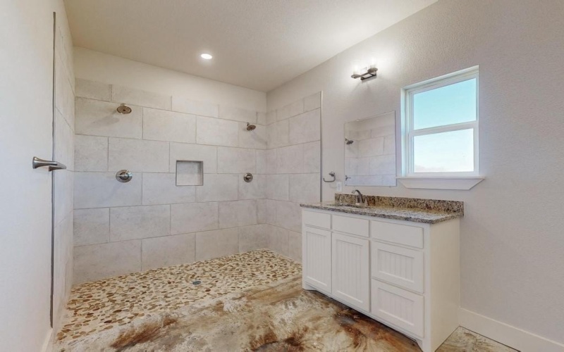 1214 E Gibtown Road, Poolville, TX 76487, 3 Bedrooms Bedrooms, ,2 BathroomsBathrooms,Residential,For Sale,1214 E Gibtown Road,20858577