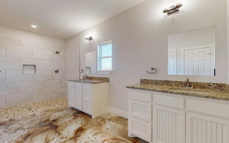 1214 E Gibtown Road, Poolville, TX 76487, 3 Bedrooms Bedrooms, ,2 BathroomsBathrooms,Residential,For Sale,1214 E Gibtown Road,20858577