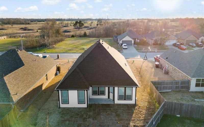8833 Kiowa Drive, Greenville, TX 75402, 4 Bedrooms Bedrooms, ,2 BathroomsBathrooms,Residential,For Sale,8833 Kiowa Drive,20858652