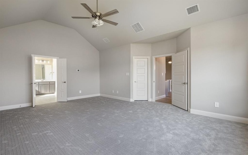 260 Crystal Lake Lane, Red Oak, TX 75154, 4 Bedrooms Bedrooms, ,3 BathroomsBathrooms,Residential,For Sale,260 Crystal Lake Lane,20859055