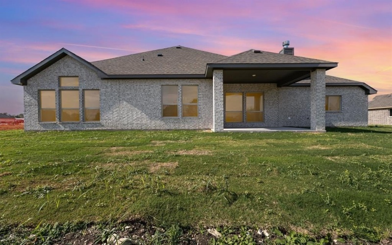 260 Crystal Lake Lane, Red Oak, TX 75154, 4 Bedrooms Bedrooms, ,3 BathroomsBathrooms,Residential,For Sale,260 Crystal Lake Lane,20859055