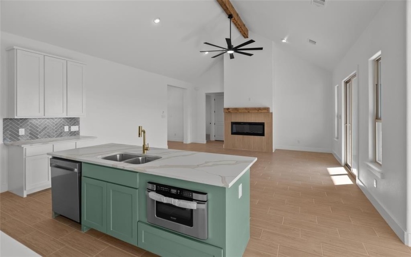 8501 Stallion Drive, Godley, TX 76044, 4 Habitaciones Habitaciones , ,2 BañosBaños,Residential,En Venta,8501 Stallion Drive,20859237