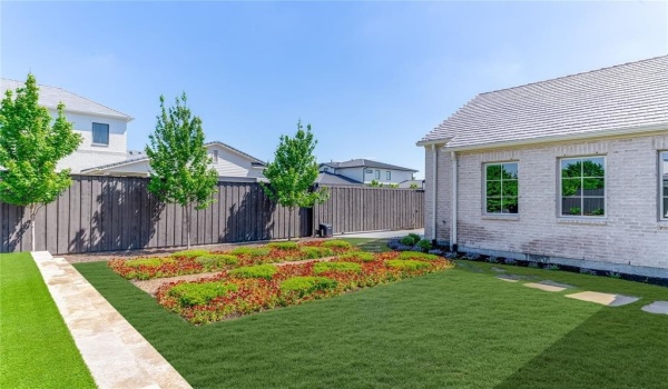 5609 Ursula Lane, Dallas, TX 75229, 5 Habitaciones Habitaciones , ,7 BañosBaños,Residential,En Venta,5609 Ursula Lane,20859270