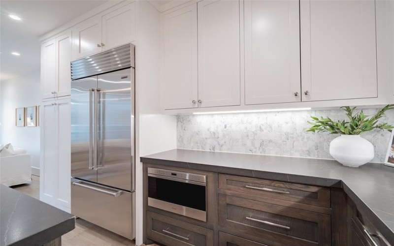 4529 Emerson Avenue #5, University Park, TX 75205, 2 Bedrooms Bedrooms, ,2 BathroomsBathrooms,Residential Lease,For Rent,4529 Emerson Avenue,20859307