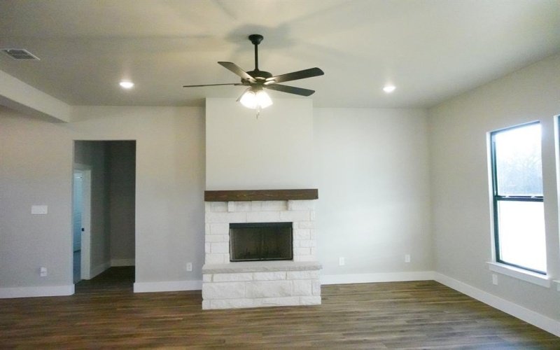 1056 Salvation Drive, Weatherford, TX 76088, 3 Habitaciones Habitaciones , ,3 BañosBaños,Residential,En Venta,1056 Salvation Drive,20859460