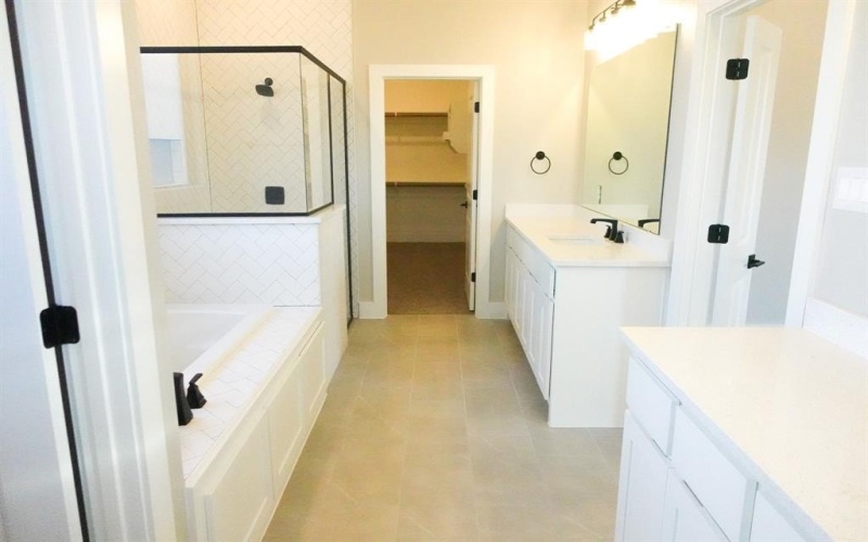 1056 Salvation Drive, Weatherford, TX 76088, 3 Habitaciones Habitaciones , ,3 BañosBaños,Residential,En Venta,1056 Salvation Drive,20859460