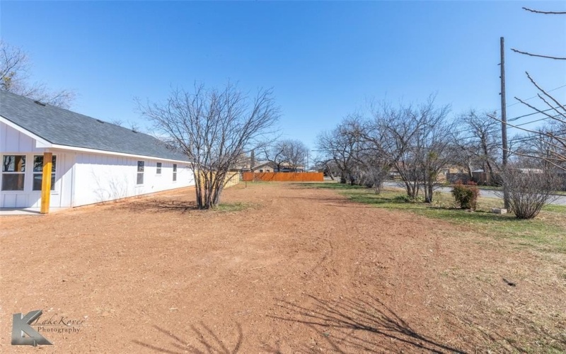 1037 Elm Street, Abilene, TX 79602, 3 Bedrooms Bedrooms, ,2 BathroomsBathrooms,Residential,For Sale,1037 Elm Street,20859477