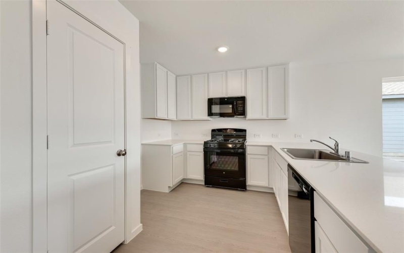 2265 Crested Saguaro Drive, Fort Worth, TX 76108, 3 Bedrooms Bedrooms, ,2 BathroomsBathrooms,Residential,For Sale,2265 Crested Saguaro Drive,20859550