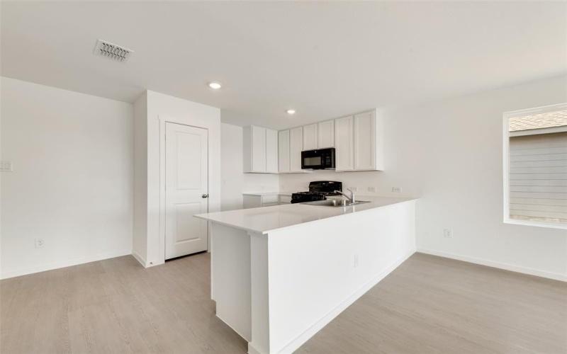 2265 Crested Saguaro Drive, Fort Worth, TX 76108, 3 Bedrooms Bedrooms, ,2 BathroomsBathrooms,Residential,For Sale,2265 Crested Saguaro Drive,20859550