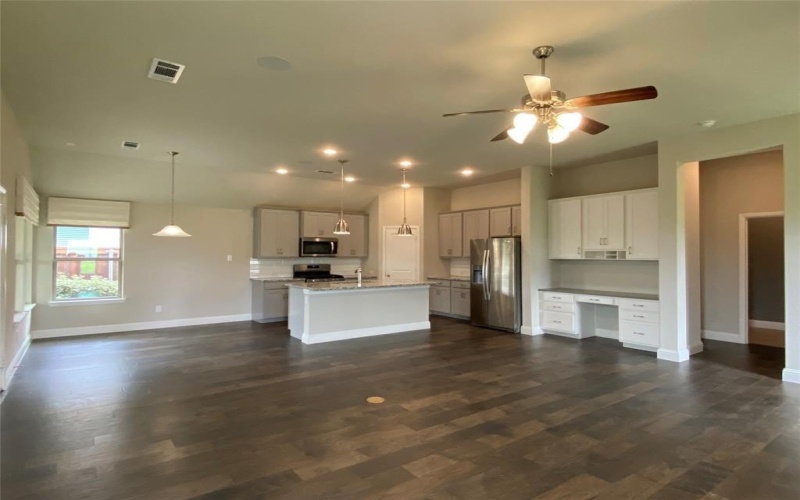 8325 Oak Island Trail, McKinney, TX 75071, 3 Bedrooms Bedrooms, ,2 BathroomsBathrooms,Residential,For Sale,8325 Oak Island Trail,20859606