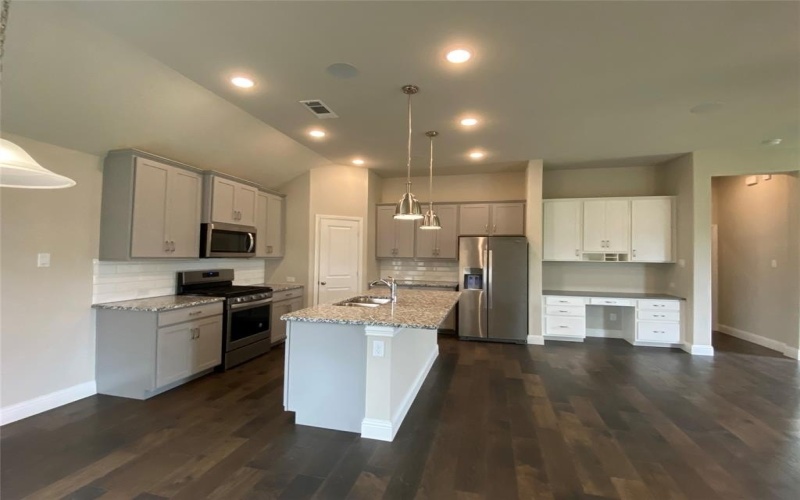 8325 Oak Island Trail, McKinney, TX 75071, 3 Bedrooms Bedrooms, ,2 BathroomsBathrooms,Residential,For Sale,8325 Oak Island Trail,20859606