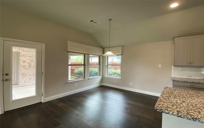 8325 Oak Island Trail, McKinney, TX 75071, 3 Bedrooms Bedrooms, ,2 BathroomsBathrooms,Residential,For Sale,8325 Oak Island Trail,20859606
