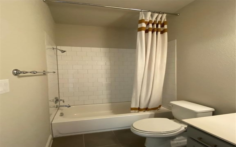 8325 Oak Island Trail, McKinney, TX 75071, 3 Bedrooms Bedrooms, ,2 BathroomsBathrooms,Residential,For Sale,8325 Oak Island Trail,20859606