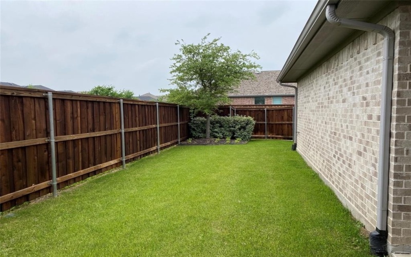 8325 Oak Island Trail, McKinney, TX 75071, 3 Bedrooms Bedrooms, ,2 BathroomsBathrooms,Residential,For Sale,8325 Oak Island Trail,20859606