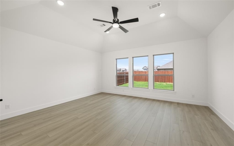336 Autry Way, Burleson, TX 76028, 5 Habitaciones Habitaciones , ,5 BañosBaños,Residential,En Venta,336 Autry Way,20861929