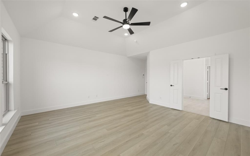 336 Autry Way, Burleson, TX 76028, 5 Habitaciones Habitaciones , ,5 BañosBaños,Residential,En Venta,336 Autry Way,20861929