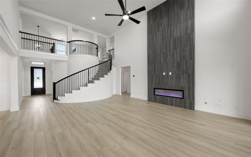 336 Autry Way, Burleson, TX 76028, 5 Habitaciones Habitaciones , ,5 BañosBaños,Residential,En Venta,336 Autry Way,20861929