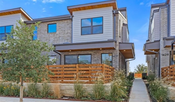 1427 Azalea Drive, Melissa, TX 75454, 3 Bedrooms Bedrooms, ,2 BathroomsBathrooms,Residential,For Sale,1427 Azalea Drive,20864239