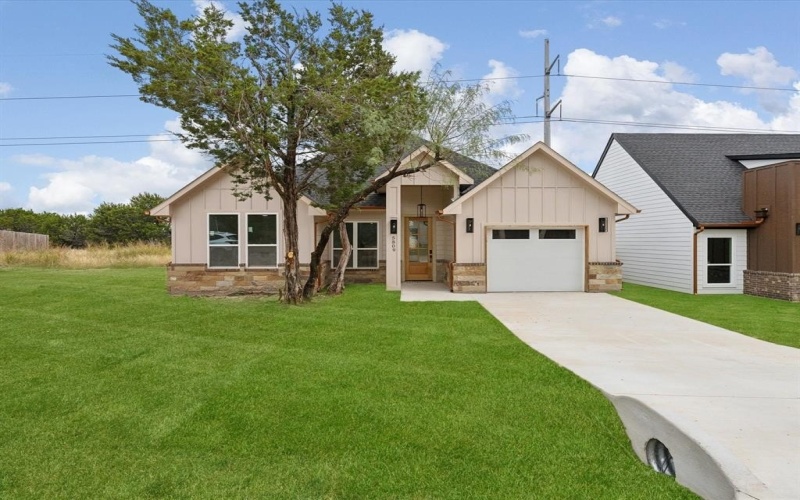 5809 Black Pine Circle, Granbury, TX 76048, 3 Habitaciones Habitaciones , ,2 BañosBaños,Residential,En Venta,5809 Black Pine Circle,20861994