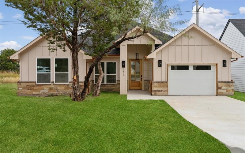 5809 Black Pine Circle, Granbury, TX 76048, 3 Habitaciones Habitaciones , ,2 BañosBaños,Residential,En Venta,5809 Black Pine Circle,20861994
