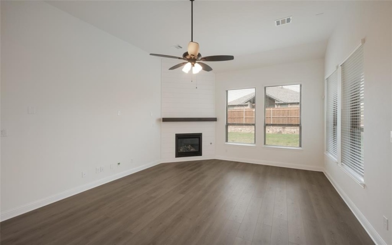 4213 Valley Mills Drive, Crandall, TX 75114, 4 Habitaciones Habitaciones , ,3 BañosBaños,Residential,En Venta,4213 Valley Mills Drive,20864267