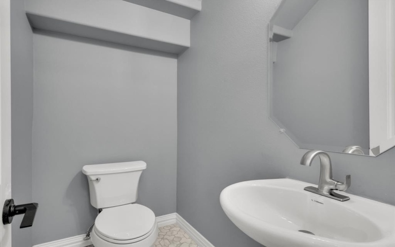 4600 Eagle Nest Court, Granbury, TX 76048, 4 Bedrooms Bedrooms, ,2 BathroomsBathrooms,Residential,For Sale,4600 Eagle Nest Court,20862006