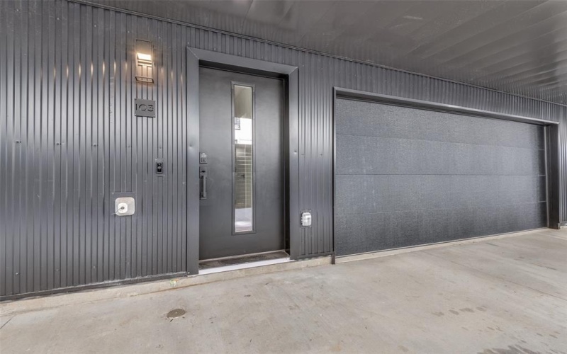 2908 Hawthorne Avenue #103, Dallas, TX 75219, 2 Bedrooms Bedrooms, ,2 BathroomsBathrooms,Residential,For Sale,2908 Hawthorne Avenue,20862032