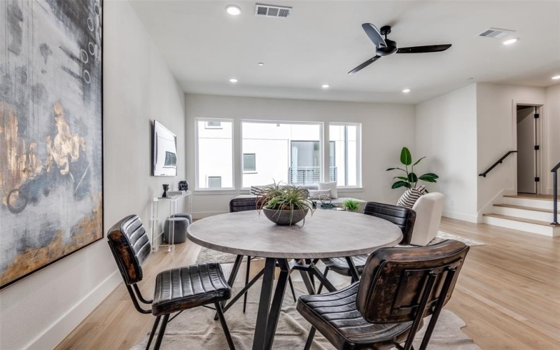 2908 Hawthorne Avenue #103, Dallas, TX 75219, 2 Bedrooms Bedrooms, ,2 BathroomsBathrooms,Residential,For Sale,2908 Hawthorne Avenue,20862032