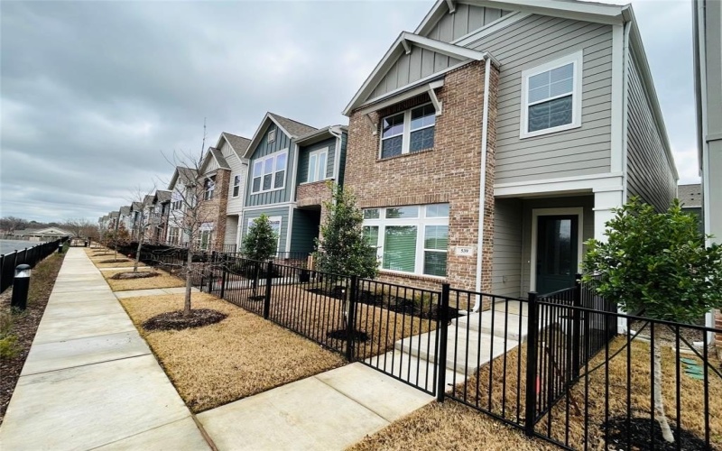 539 Mission Trail, Arlington, TX 76010, 4 Bedrooms Bedrooms, ,2 BathroomsBathrooms,Residential Lease,For Rent,539 Mission Trail,20864314