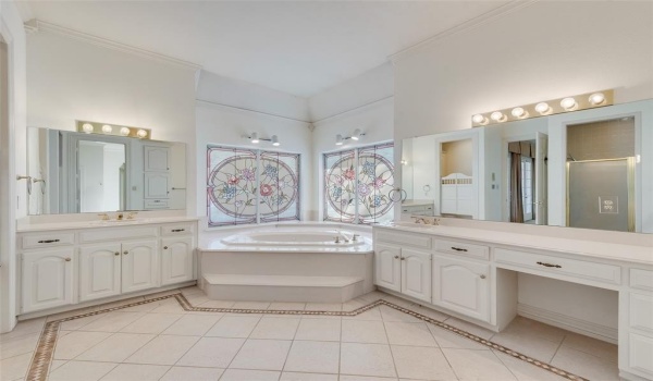 2251 English Road, Rockwall, TX 75032, 5 Bedrooms Bedrooms, ,5 BathroomsBathrooms,Residential,For Sale,2251 English Road,20862043