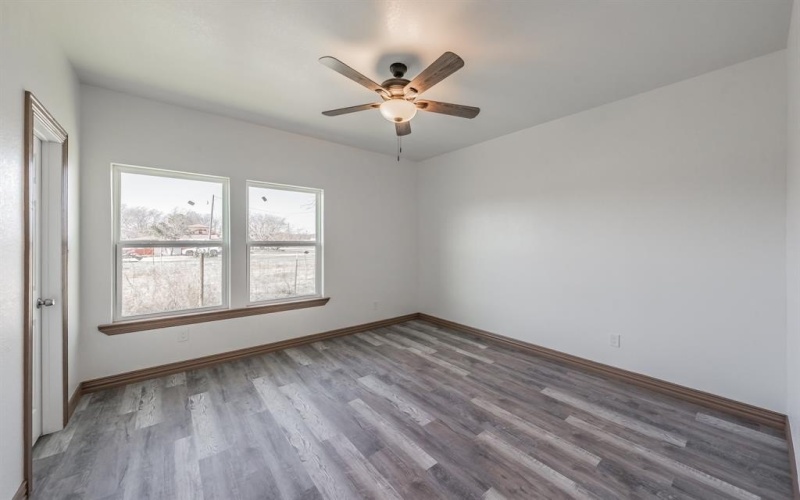 206 Hix Road, Cleburne, TX 76031, 5 Bedrooms Bedrooms, ,2 BathroomsBathrooms,Residential,For Sale,206 Hix Road,20862050