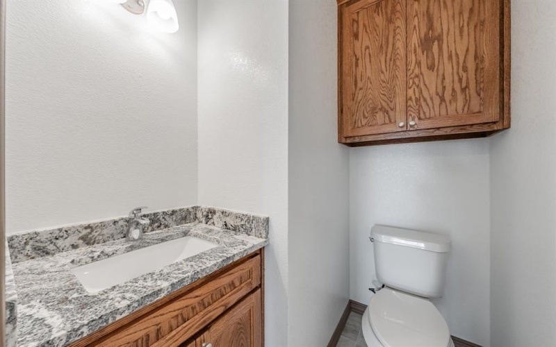 206 Hix Road, Cleburne, TX 76031, 5 Bedrooms Bedrooms, ,2 BathroomsBathrooms,Residential,For Sale,206 Hix Road,20862050