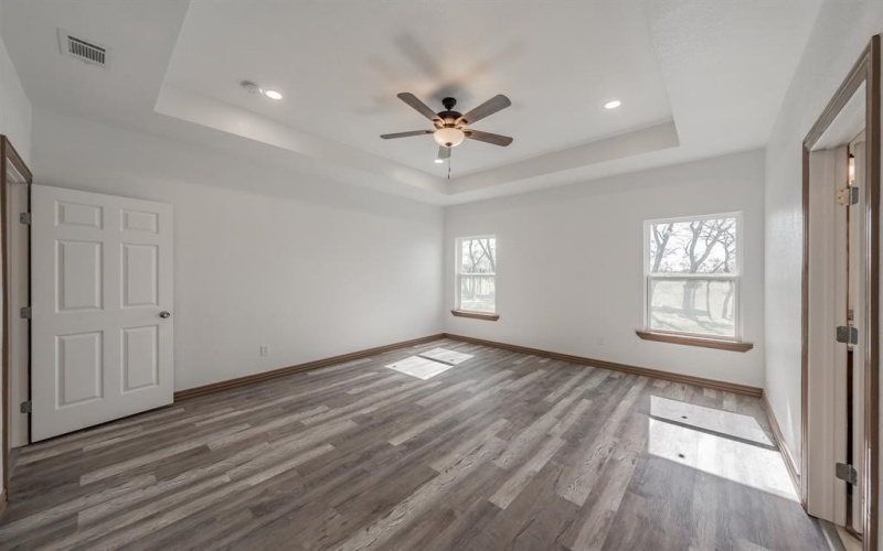 206 Hix Road, Cleburne, TX 76031, 5 Bedrooms Bedrooms, ,2 BathroomsBathrooms,Residential,For Sale,206 Hix Road,20862050