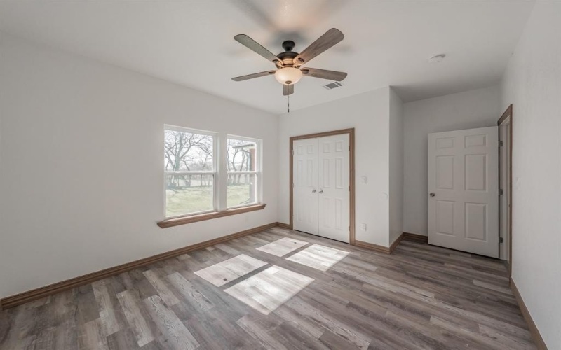 206 Hix Road, Cleburne, TX 76031, 5 Bedrooms Bedrooms, ,2 BathroomsBathrooms,Residential,For Sale,206 Hix Road,20862050
