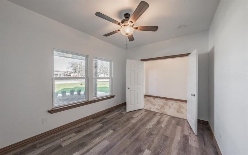 206 Hix Road, Cleburne, TX 76031, 5 Bedrooms Bedrooms, ,2 BathroomsBathrooms,Residential,For Sale,206 Hix Road,20862050