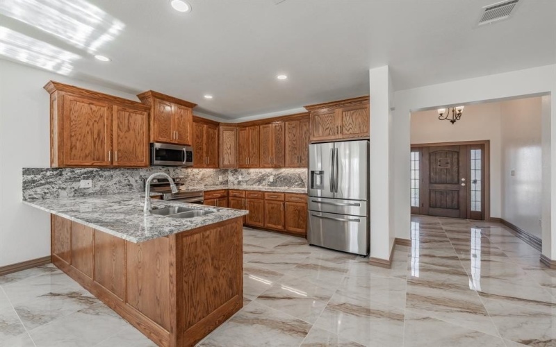 206 Hix Road, Cleburne, TX 76031, 5 Bedrooms Bedrooms, ,2 BathroomsBathrooms,Residential,For Sale,206 Hix Road,20862050