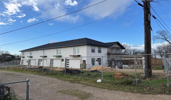 6800 Oak Crest Drive W, Kennedale, TX 76140, 15 Bedrooms Bedrooms, ,12 BathroomsBathrooms,Residential Multi Family,For Sale,6800 Oak Crest Drive W,20862064