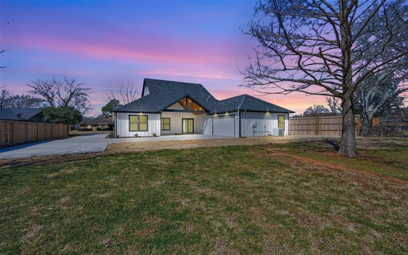 3201 Anthony Drive, Sherman, TX 75092, 4 Bedrooms Bedrooms, ,3 BathroomsBathrooms,Residential,For Sale,3201 Anthony Drive,20862112