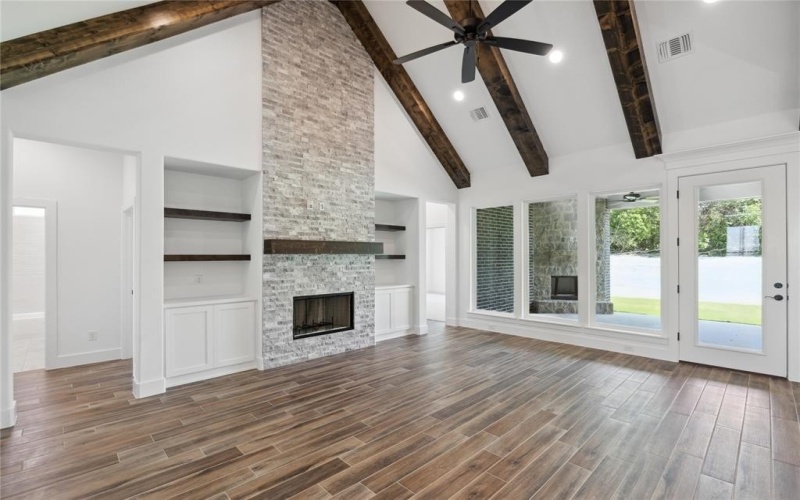 104 Oak Meadow Lane, Weatherford, TX 76085, 3 Bedrooms Bedrooms, ,2 BathroomsBathrooms,Residential,For Sale,104 Oak Meadow Lane,20864430