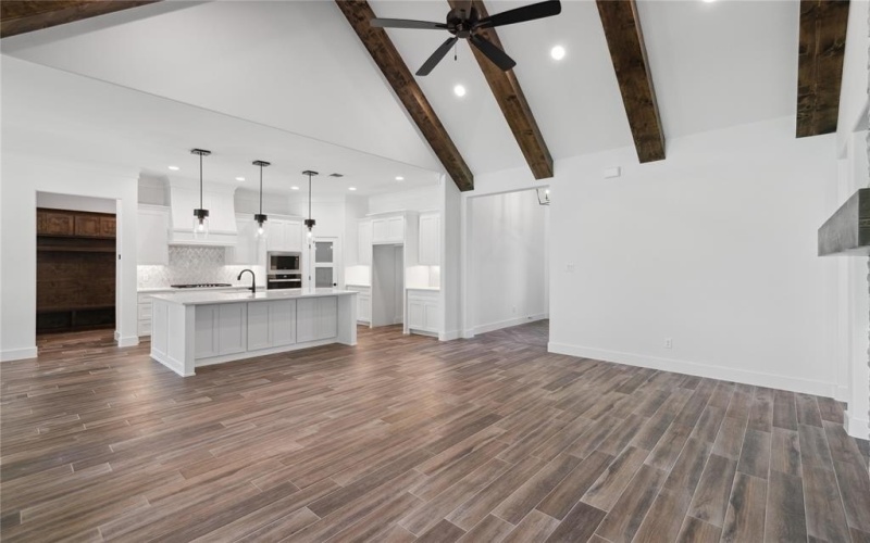 104 Oak Meadow Lane, Weatherford, TX 76085, 3 Bedrooms Bedrooms, ,2 BathroomsBathrooms,Residential,For Sale,104 Oak Meadow Lane,20864430