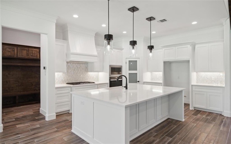 104 Oak Meadow Lane, Weatherford, TX 76085, 3 Bedrooms Bedrooms, ,2 BathroomsBathrooms,Residential,For Sale,104 Oak Meadow Lane,20864430