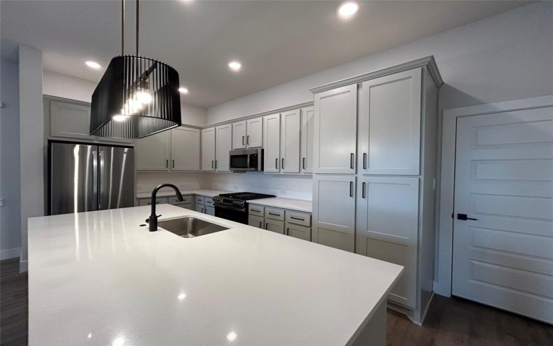 559 Mission Trail, Arlington, TX 76010, 3 Bedrooms Bedrooms, ,2 BathroomsBathrooms,Residential Lease,For Rent,559 Mission Trail,20864441