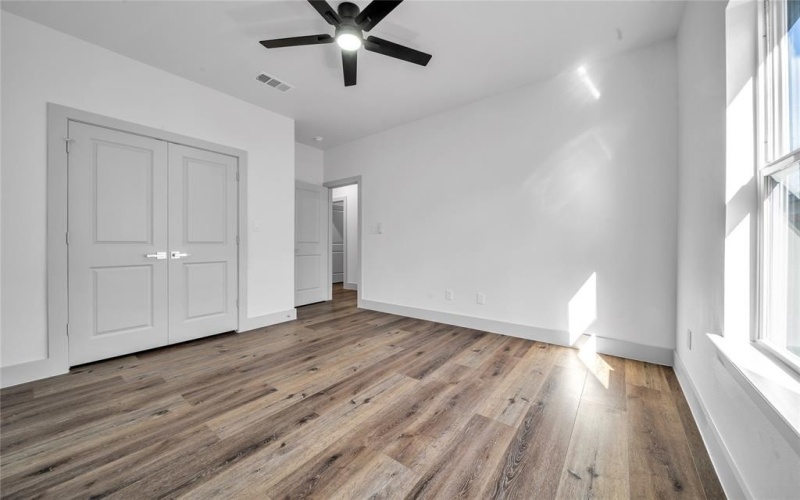 2404 Givendale Road, Dallas, TX 75241, 3 Bedrooms Bedrooms, ,2 BathroomsBathrooms,Residential,For Sale,2404 Givendale Road,20862311