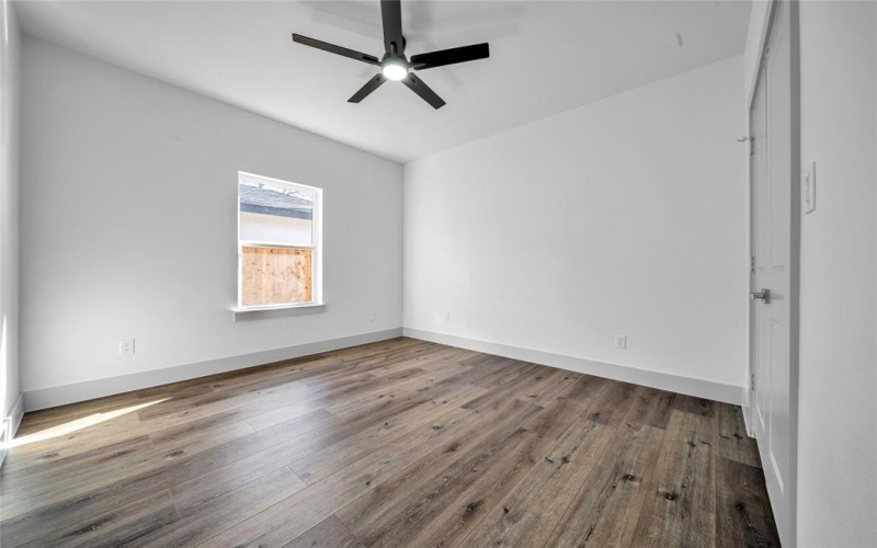 2404 Givendale Road, Dallas, TX 75241, 3 Bedrooms Bedrooms, ,2 BathroomsBathrooms,Residential,For Sale,2404 Givendale Road,20862311